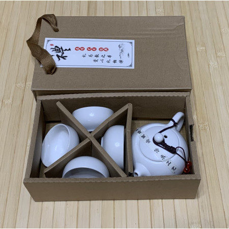 Набор для чаепития  из керамики на 4 персоны белый